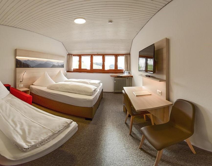 Hotel Hirschen Sankt Peter Buitenkant foto