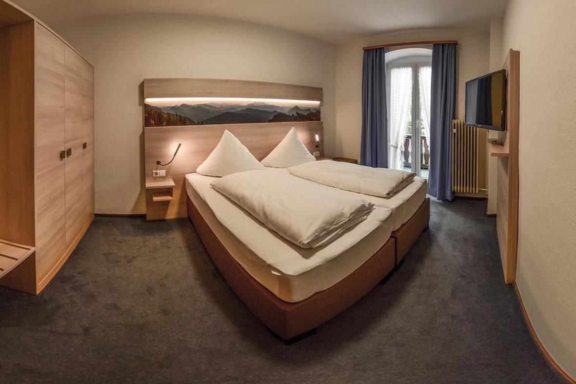 Hotel Hirschen Sankt Peter Buitenkant foto