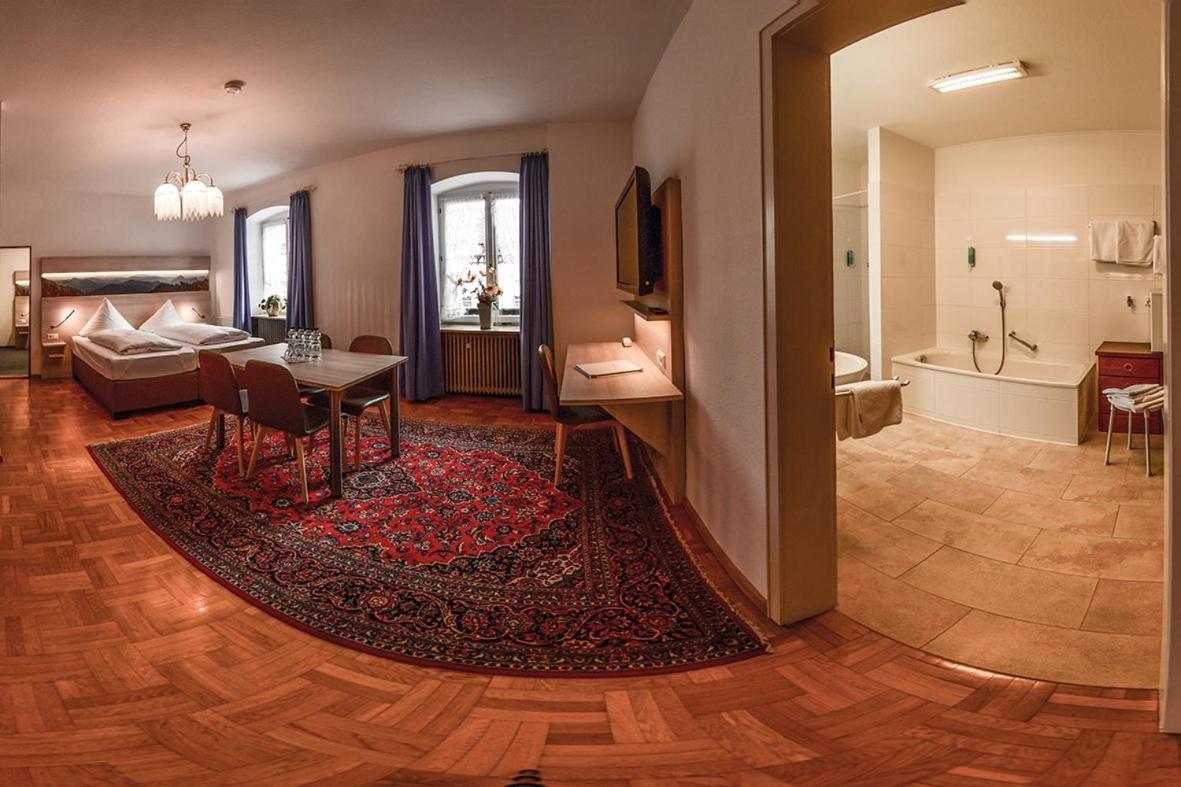 Hotel Hirschen Sankt Peter Buitenkant foto
